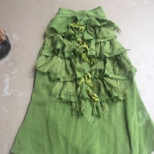 L.A.M.B. Green ruffle Halter size 2 Price ⬇️⬇️⬇️